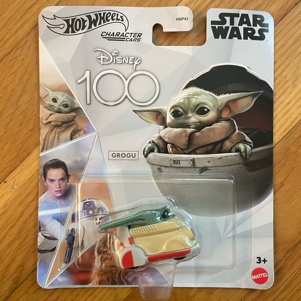 Disney Star Wars Hot Wheels Grogu Baby Yoda Car